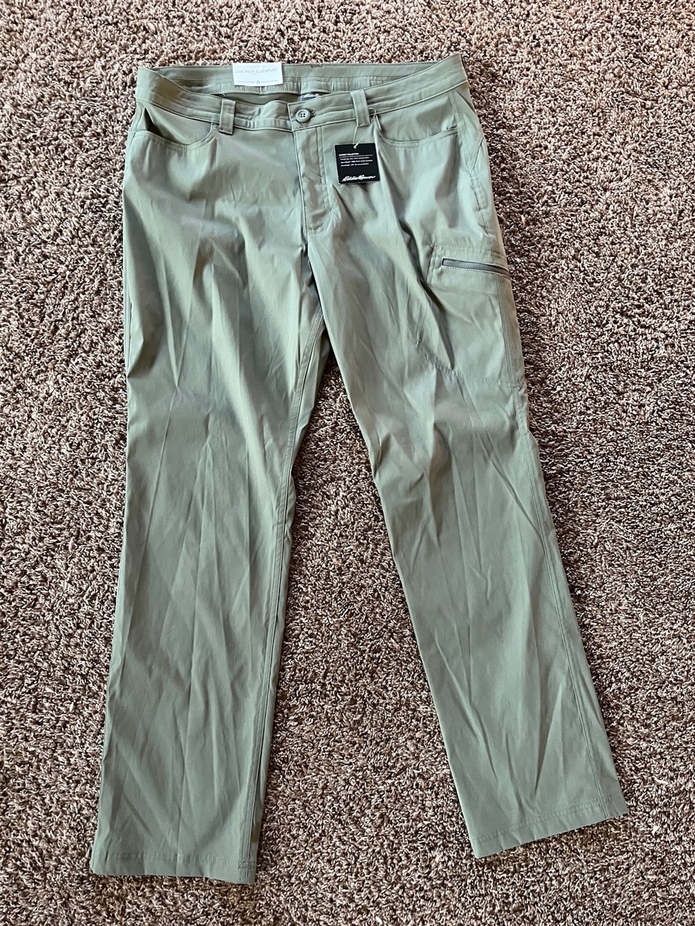 Women’s Eddie Bauer Sprig Green Rainier Pants NWT - size 14